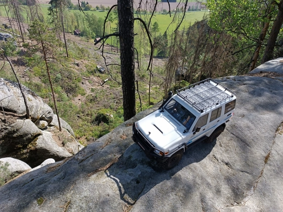 RC auto RGT Rescuer 1:10
